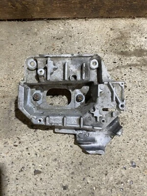 RENAULT CLIO MK3 TOP GEARBOX MOUNT BRACKET 1.2L PETROL 2008-2012 - Image 1 of 4