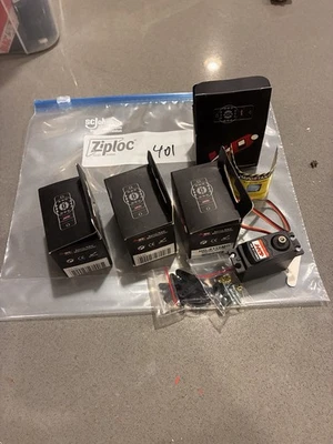 401. Lote NOS 9001mg Servos Super Digitales Para Balsa R/C Modelo Avión Foto 1 de 3