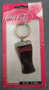 1999 Coca-Cola Key Ring Sealed - Picture 1 of 2