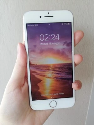 APPLE IPHONE 7 32 GB Silver Argento Usato leggera usura batteria da sostituire - Immagine 1 di 4