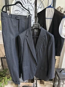 Rare HENRY POOLE & CO. 3 pc suit - flat front - flannel gray pinstripe - 44L - Picture 1 of 14