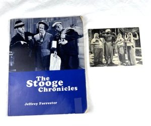Vtg The Three Stooges Greeting Card 1980 & The Stooge Chronicles Book, Free Ship - Picture 1 of 14