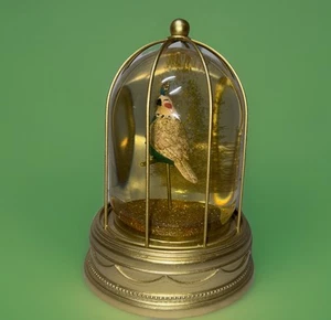 8" Opalhouse Wasserkugel Kanarienvogel im Käfig Glitzer Schnee Gold & Grün 2019 - Bild 1 von 6