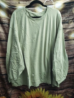 Женская футболка большого размера с длинным рукавом квадратная - универсальная нить темно-зеленая 4X - Изображение 1 из 2