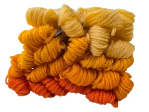 Paternayan Persian Yarn Lot Of 24 Orange Sunrise Palette 3 Ply Wool Tapestry - Picture 1 of 4