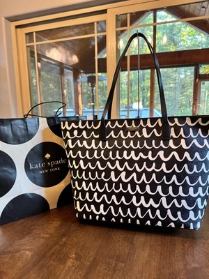 NUEVO Bolso de Mano Kate Spade Shore Street Margareta - Vieira Pop Negro Blanco Foto 1 de 4