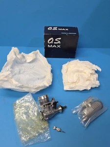 Nuevo En Caja Antiguo Stock DE COLECCIÓN OS MAX 15 R/C Modelo MOTOR DE AVIÓN Con Silenciador - Imagen 1 de 9