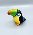 Figurine Toucan peint à la main signé Gloria a Dios Costa Rica vintage