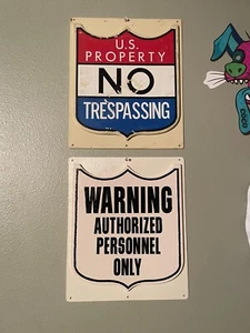 Vintage 1970s US Property No Trespassing US Government Warning Signs (2) - Picture 1 of 4