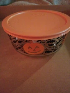 Neu Halloween mit Kürbissen Jack O Laternen Pyrex 7 Tassen Schüssel orange Deckel - Bild 1 von 9