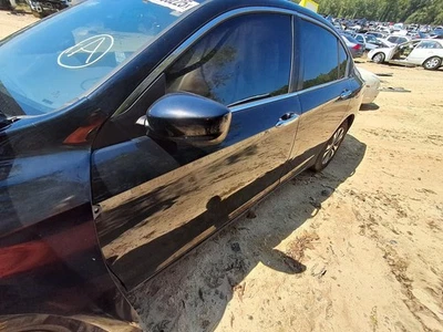 Used Engine Complete Assembly fits: 2015 Honda Accord 2.4L VIN 2 6th digit Sdn C - Image 1 of 4