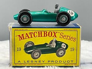 Matchbox Lesney #.19C Aston Martin Racing  1961 N, Mint,in “D”box all original