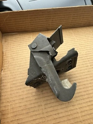 Nuevo de Lote Antiguo Ford Galaxy XL LTD 1966 7 LITROS COUNTRY SQUIRE CAPÓ PESTILLO MONTAJE NUEVO NOS Foto 1 de 2