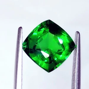 Piedra preciosa suelta certificada 6,97 quilates natural tsavorita verde granate cojín corte gema - Imagen 1 de 8