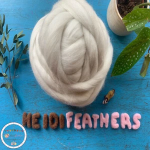 Prendas para el torso de lana de fieltro merino blanco orgánico grande/roving Heidifeathers® - 300 g - Imagen 1 de 13