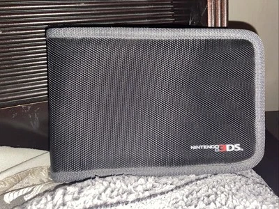 Nintendo 3DS XL DS DSi System Console Game Carrying Case Binder Style Black - Image 1 of 3