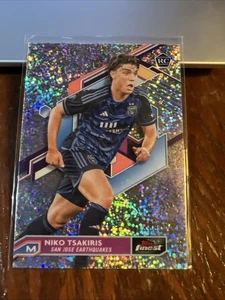 Niko Tsakiris 2023 Topps Finest MLS Speckle Refractor Rookie RC #45/175 - Imagen 1 de 7