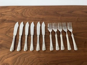 Gorham Old French? Fish Knives x6 and Fish Forks x5 EPNS & Stainless Monogram B - Picture 1 of 7