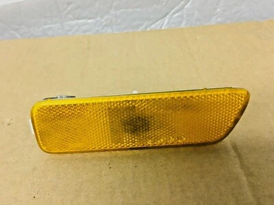 OEM 1999 2000 2001 2002 2003 2004 2005 Volkswagen Jetta Left LH Side Marker - Image 1 of 4