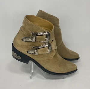 Botines Toga Pulla Beige Gamuza EE. UU. 9 Cuero Western Rodeo Hebillas Plateadas - Imagen 1 de 17