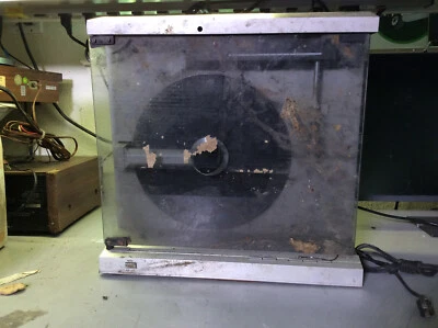 Tocadiscos de seguimiento lineal Mitsubishi LT-640 Foto 1 de 4