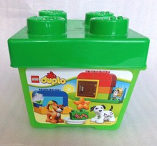 duplo tub of bricks