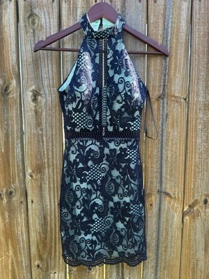 Vestido halter de encaje B. Darlin azul marino para mujer talla: 1/2 Foto 1 de 4