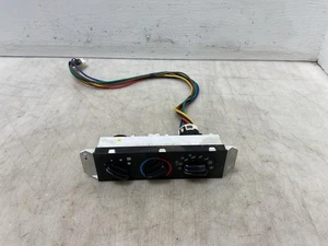 Jeep TJ Wrangler Fan Heater Temp Control Panel w AC P55056558AA 2005-2006 064327 - Picture 1 of 6