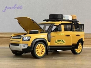 Land Rover Defender Alloy Car Model 1:18 Yellow - Picture 1 of 4