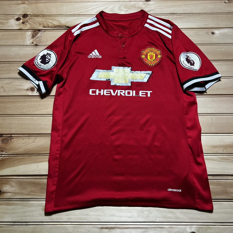 Camiseta de fútbol local Manchester United 2016/2017 Adidas talla mediana #12 Foto 1 de 4
