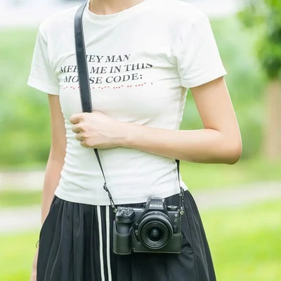 Camera bag leather base for Nikon Z6 III camera case fall-proof Foto 1 de 4