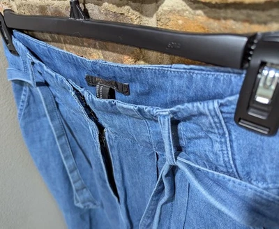 Forever 21 高腰浅蓝色牛仔裤打褶细节宽腿腰带 — 第 1/4 张图片