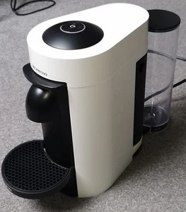 Magimix Nespresso Vertuo Plus M600 - Coffee Machine - matte cream, (11389) - Picture 1 of 8