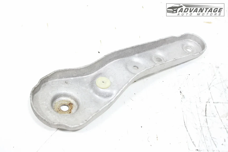 2016-2022 BMW 750I XDRIVE G12 AWD REAR RIGHT SUBFRAME FORWARD BRACE BRACKET OEM - Image 1 of 4