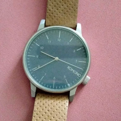 Watch KOMNO 41mm case browm leather straps blk dial silvertone #s new battery. - Image 1 of 4