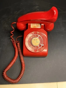 Teléfono giratorio eléctrico occidental vintage Red Bell System 500 DM con reposahombros - Imagen 1 de 10
