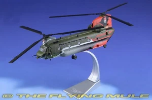 Corgi 1:72 Chinook HC.Mk 4 RAF No.18(B) Sqn ZA712 - Picture 1 of 8