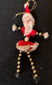 VINTAGE MID CENTURY JAPAN CHRISTMAS CHENILLE / BEAD SANTA ORNAMENT - Picture 1 of 4
