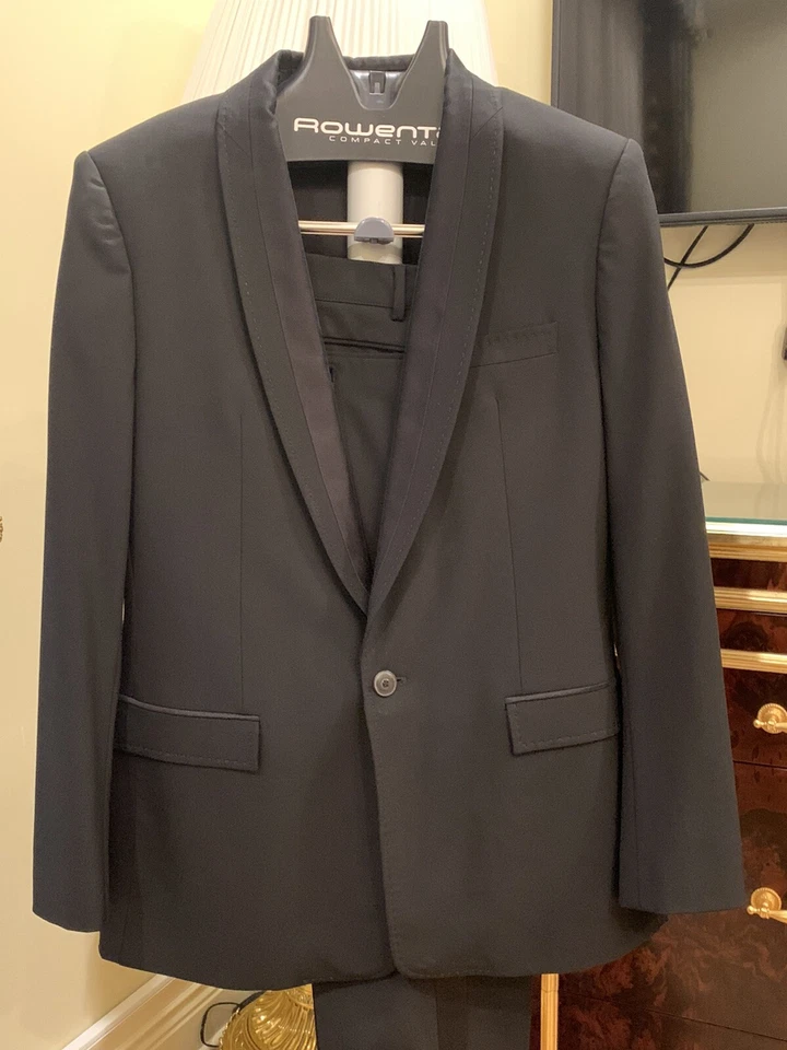 esmoquin hombre roberto cavalli Foto 1 de 4