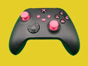 Microsoft Xbox One / Series S/X Controller, Model 1914, Black/Pink, Used - Picture 1 of 4