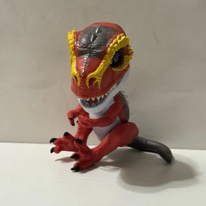Fingerlings Untamed Dinosaur T-Rex Ripsaw Red WowWee Toy Raptor Dino Works - Picture 1 of 3
