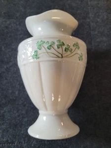 Jarrón Patrimonio de la Colección de Archivos Belleek 2008 Hecho en Irlanda Artículo 510 - Imagen 1 de 4