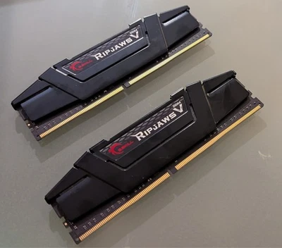 G.Skill Ripjaws V DDR4-3600 CL18-22-22-42 1.35V 16GB (2x8GB), F4-3600C18D-16GVK - Image 1 of 4