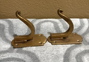 2 Vintage Wandhaken aus Messing oder Eisen - Bild 1 von 8