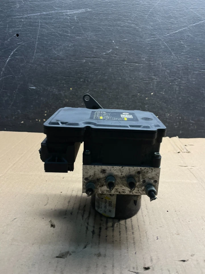 2007 2008 BMW 135i ABS bomba de freio antibloqueio 6784766-01 v1981 DG - Imagem 1 de 4