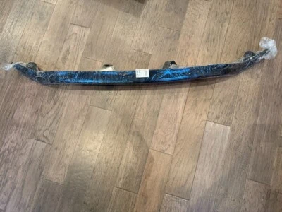 NUEVO AVS Bugflector II capó protector 11-16 Ford F-250 F-350F-450 F-550 NUEVO 45059 Foto 1 de 3