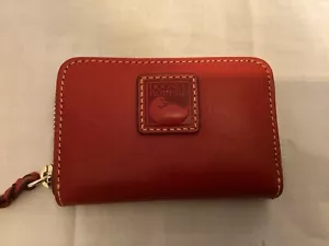 Dooney & Bourke Florentine Small Zip Around Wallet Clutch Red Color - Picture 1 of 9