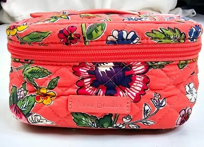 Bolso Acolchado Vera Bradley Salmón Floral Cremallera Logo 3 Compartimentos Joyería Icónica Foto 1 de 4