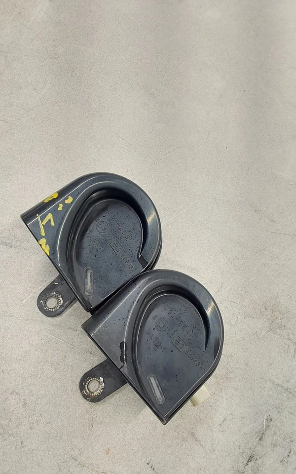 Conjunto de bocina de alarma de señal de tono alto Honda Pilot 2004 par OEM E358943 Foto 1 de 4