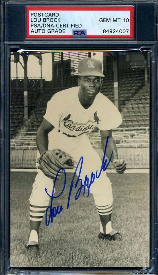 Lou Brock Gem Mint 10 PSA DNA Coa Signed Vintage Photo Postcard Autograph - Image 1 of 1